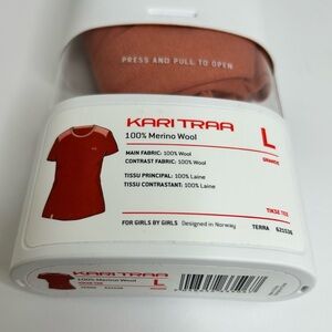 Kari Traa Tikse Women's 100% Merino Wool Short Sleeve Tee - Terra (Rust)